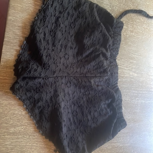 Black short shorts - Picture 6 of 6